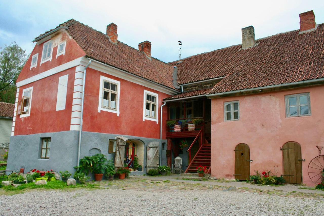 Baznicas Ielas Apartamenti Kuldiga Exterior photo